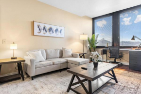 Upscale 1-Bedroom High-Rise with River Views Downtown Pittsburgh